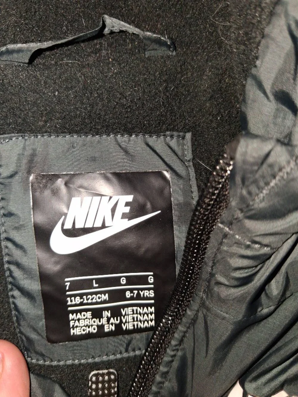 Nike boys grey